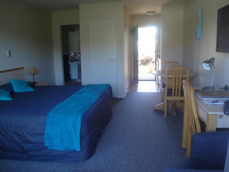 Asure Central Gold Motel Кромуел Екстериор снимка