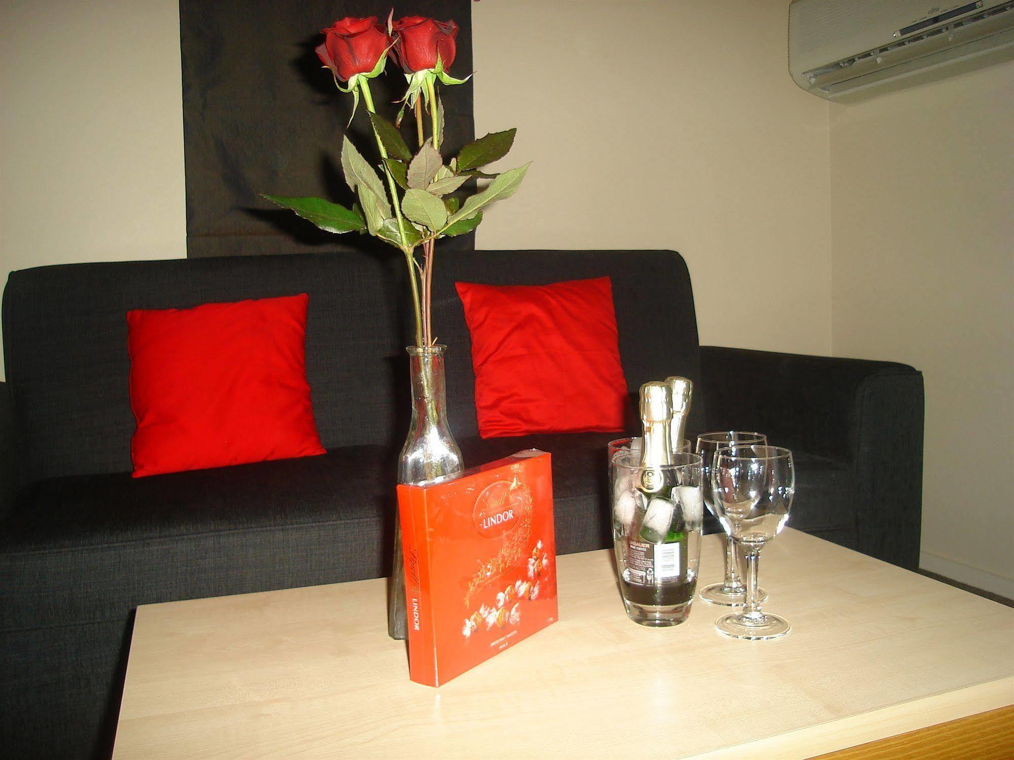 Asure Central Gold Motel Кромуел Екстериор снимка