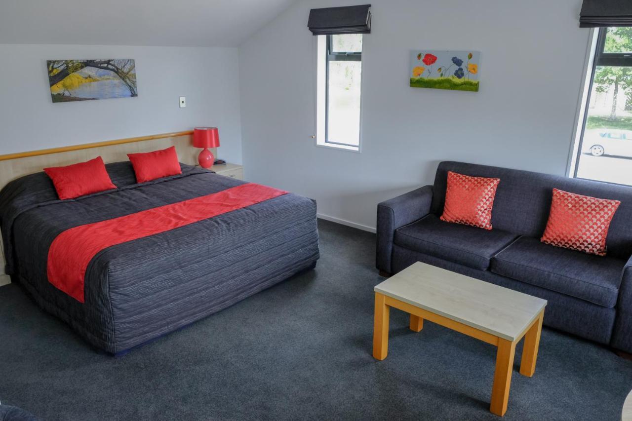 Asure Central Gold Motel Кромуел Екстериор снимка